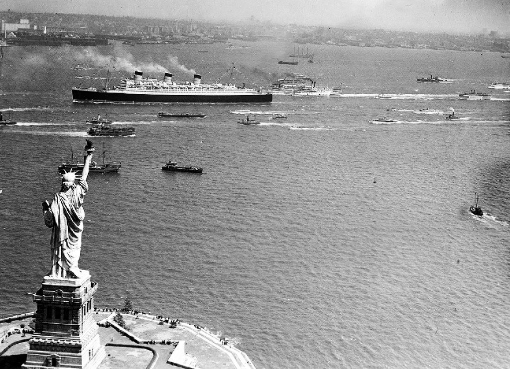 Statue of Liberty-Queen Mary